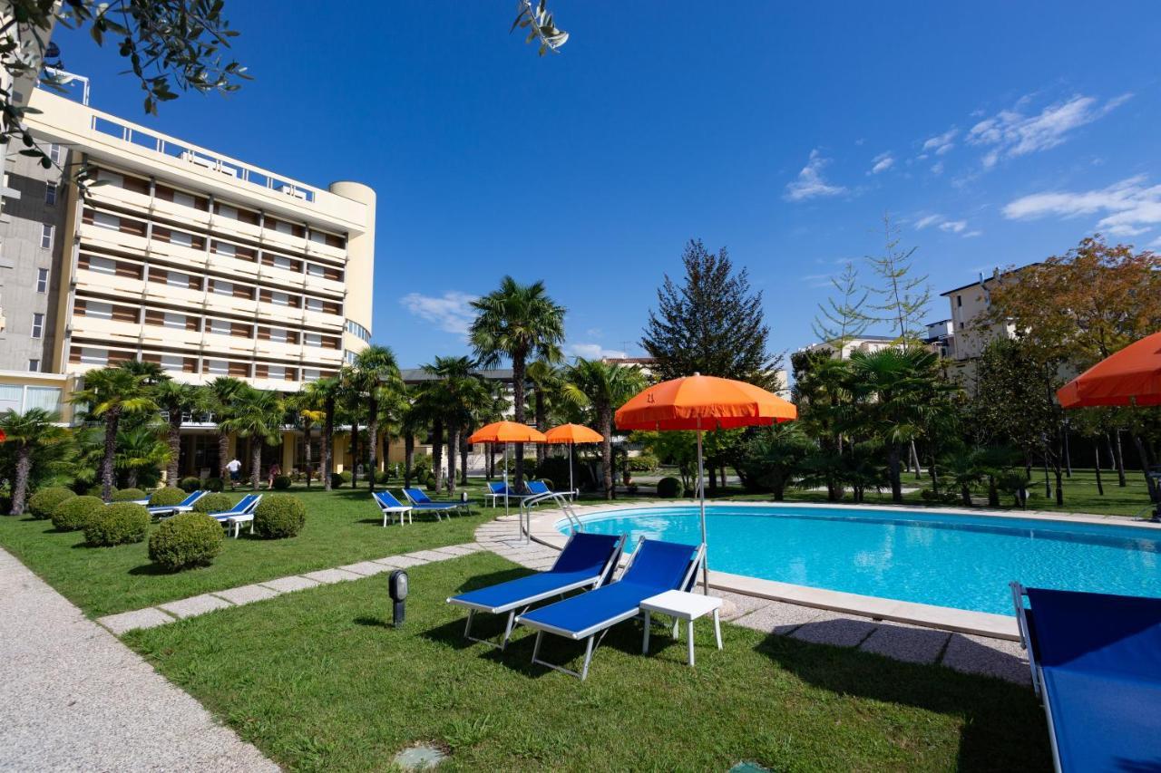 Hotel Savoia Thermae & Spa (Adults Only) Abano Terme Exteriér fotografie